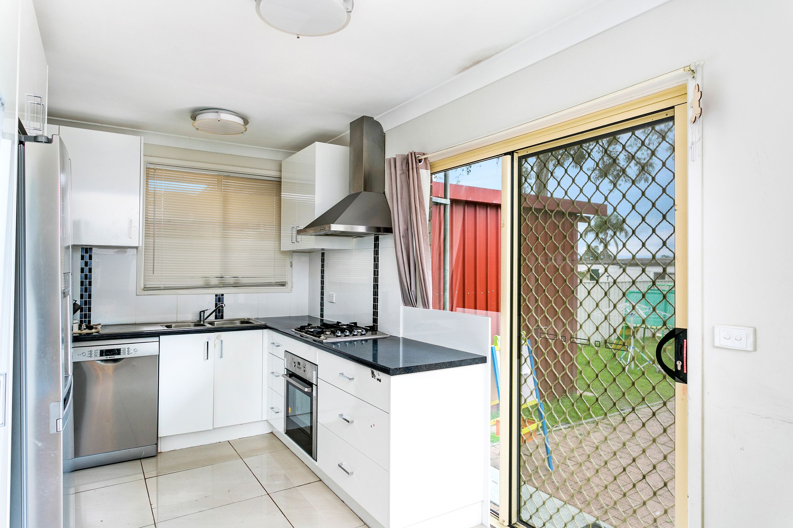 27 Croome Road, Albion Park Rail, NSW 2527