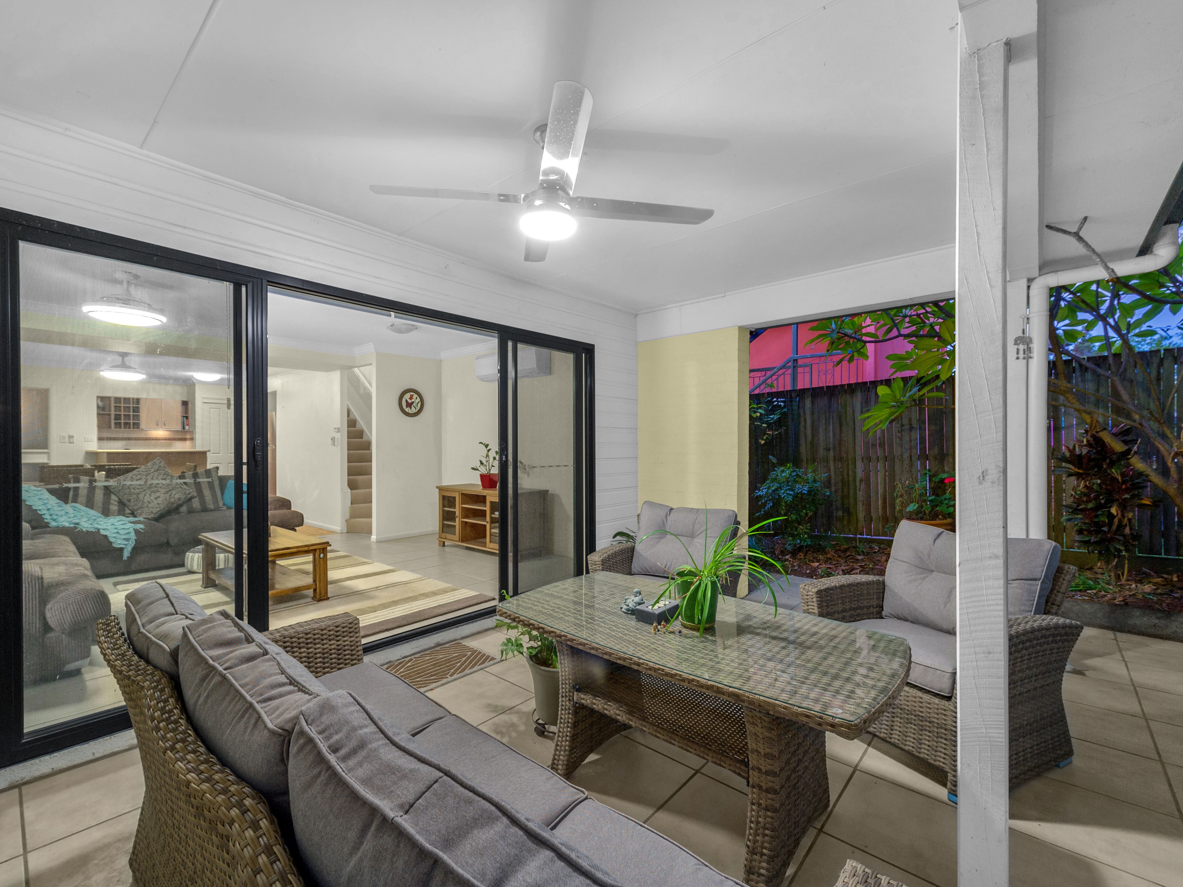 1/27 Deviney Street, Morningside, QLD 4170