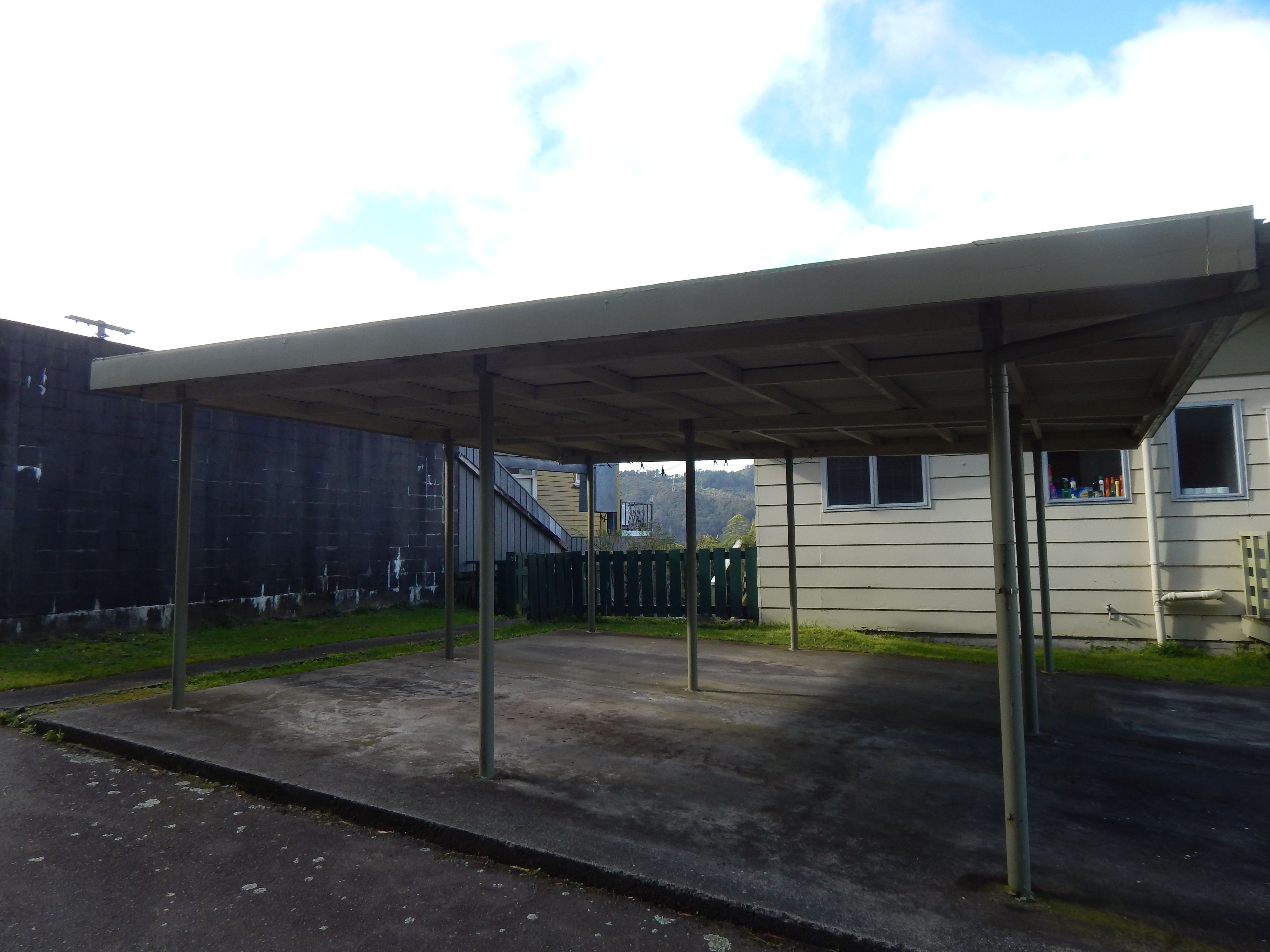 15b Gribble Grove, Stokes Valley, Lower Hutt City
