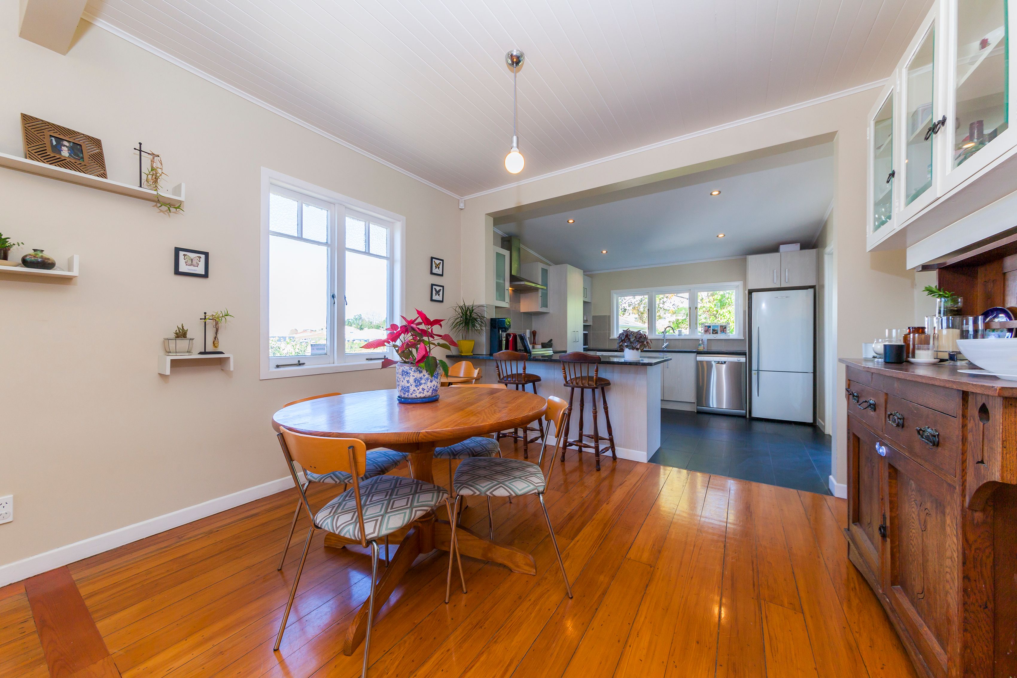 14 Lincoln Park Avenue, Massey, Waitakere City