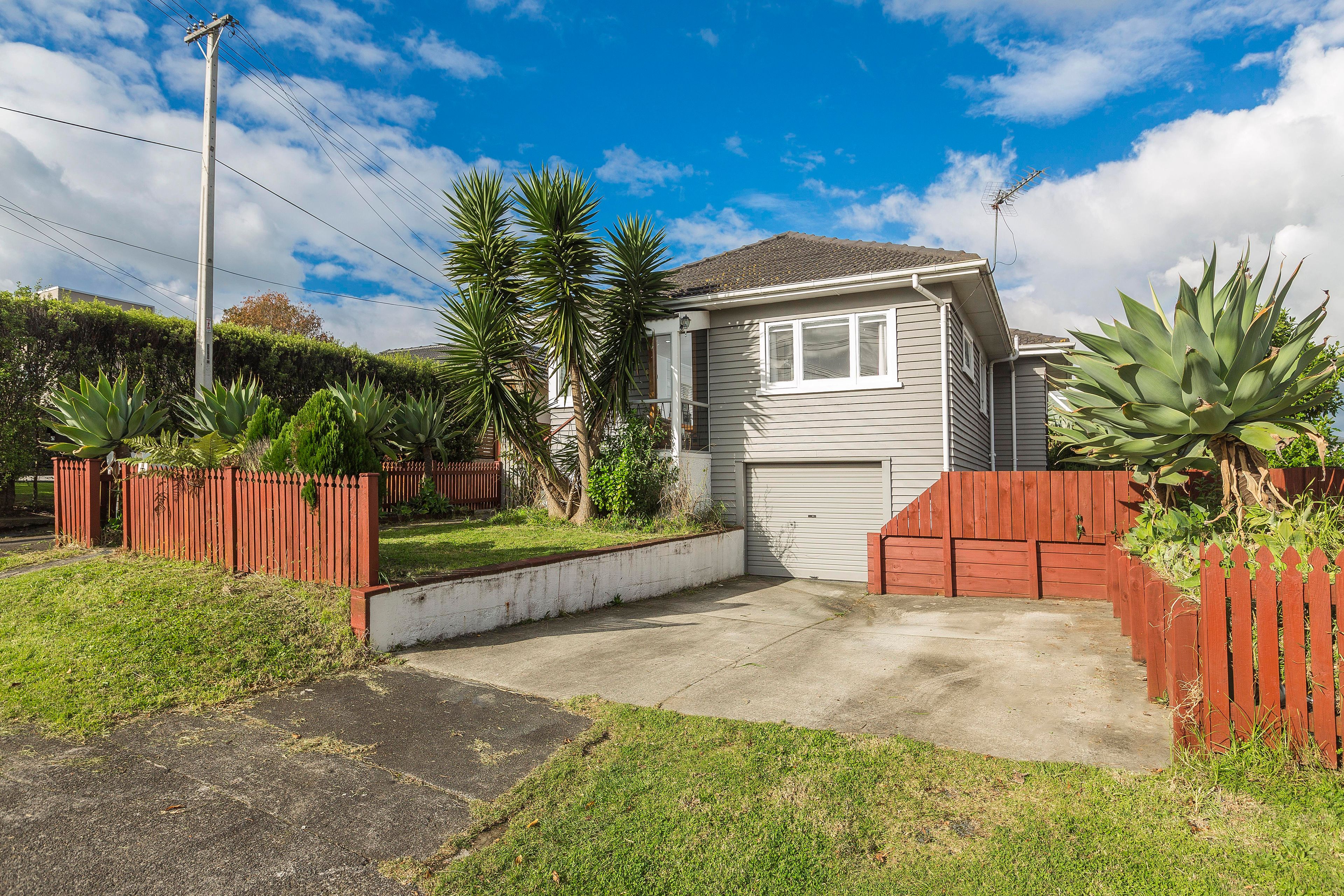 1/84 Barrack Road, Mount Wellington, Auckland City
