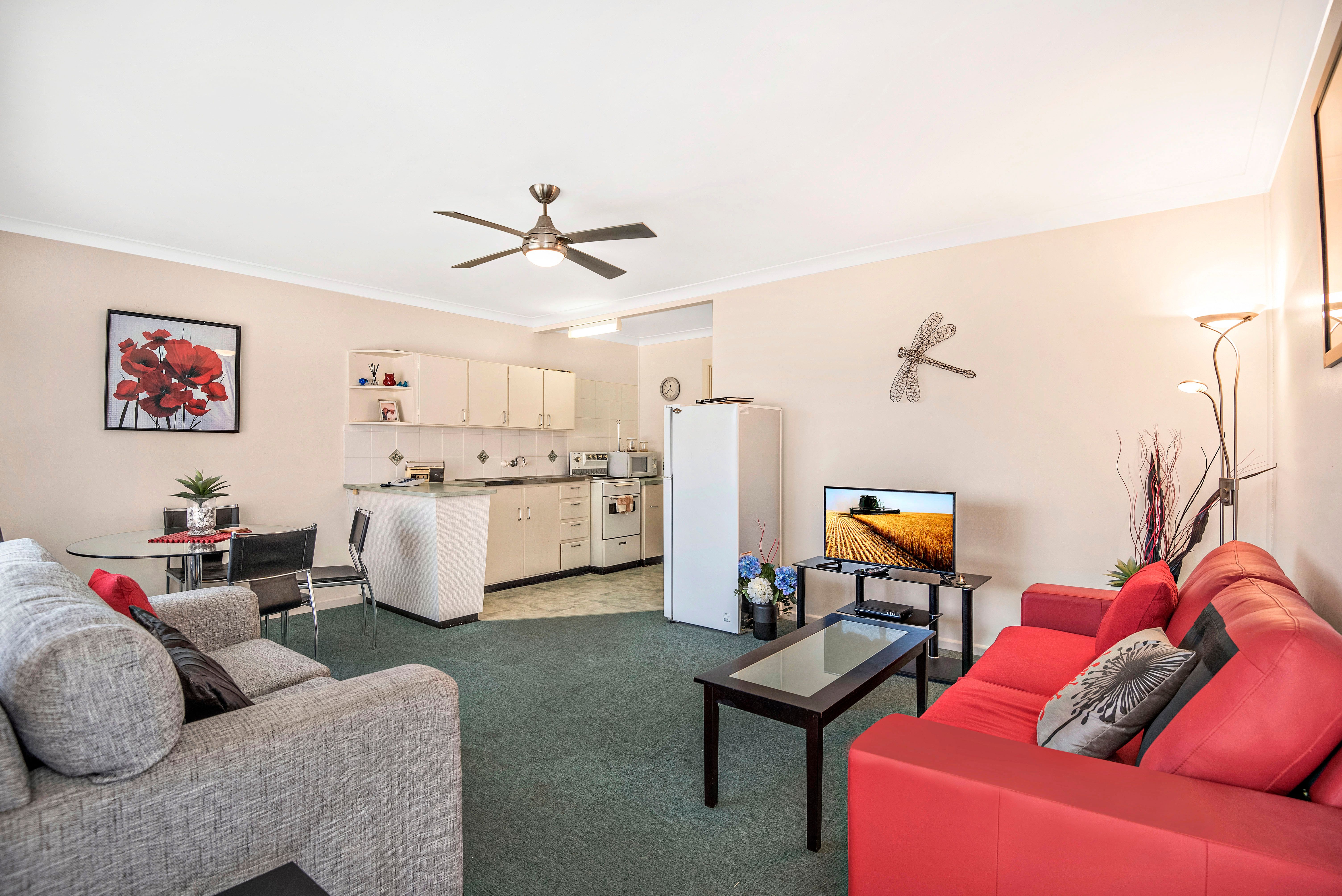 8 Tweed Street, Coolangatta QLD 4225