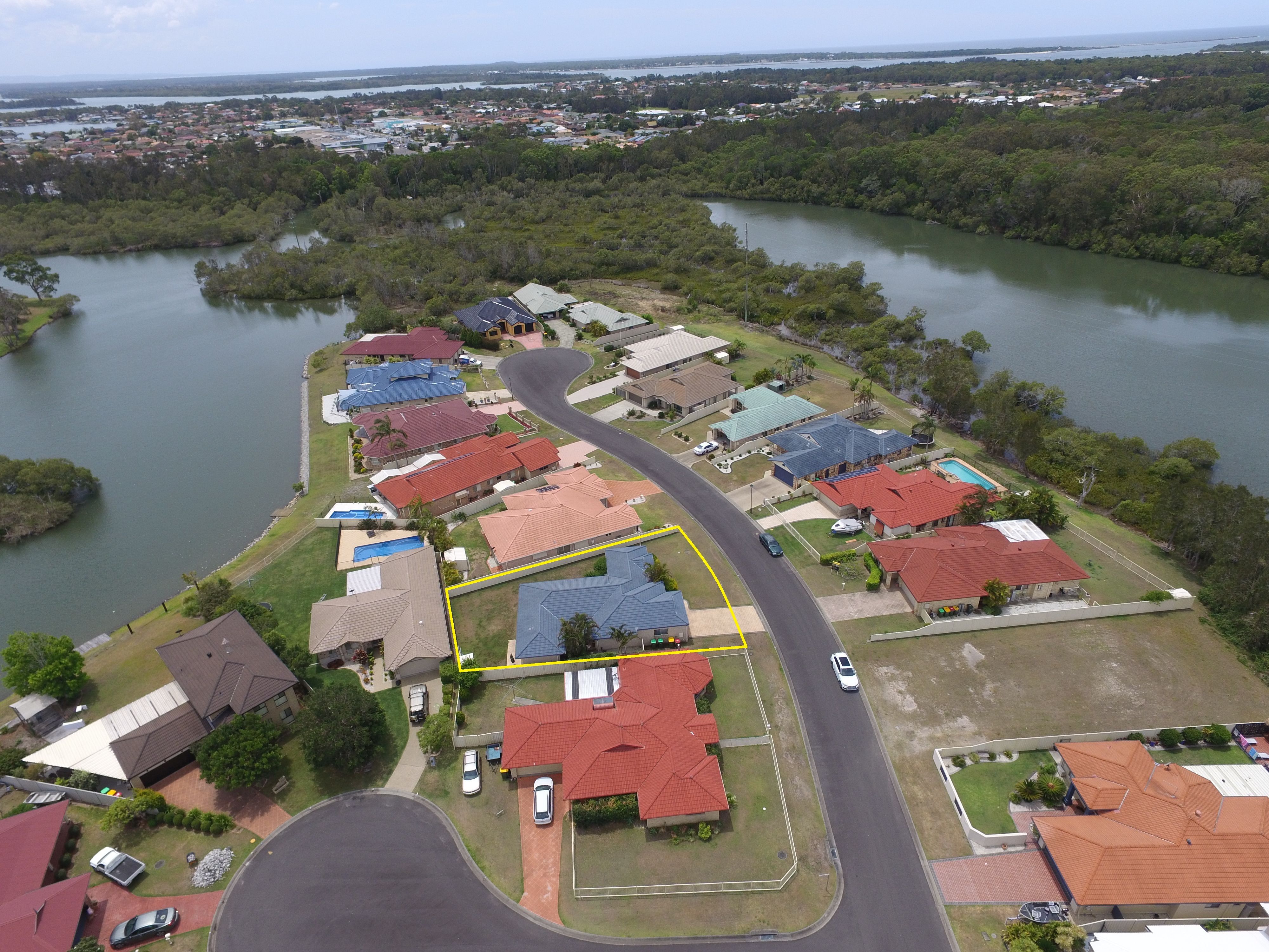 17 Bayview Drive