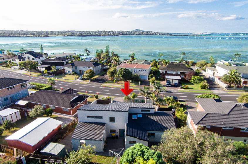 43 Bramley Drive, Farm Cove, Manukau City