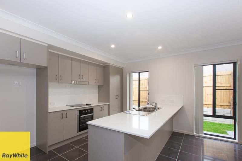 28 Tribeca Circuit, Coomera, QLD 4209