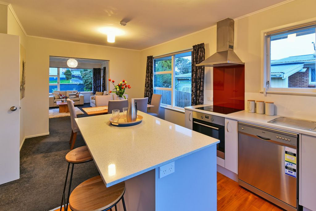 39 Hobart Crescent, Wattle Downs, Manukau City