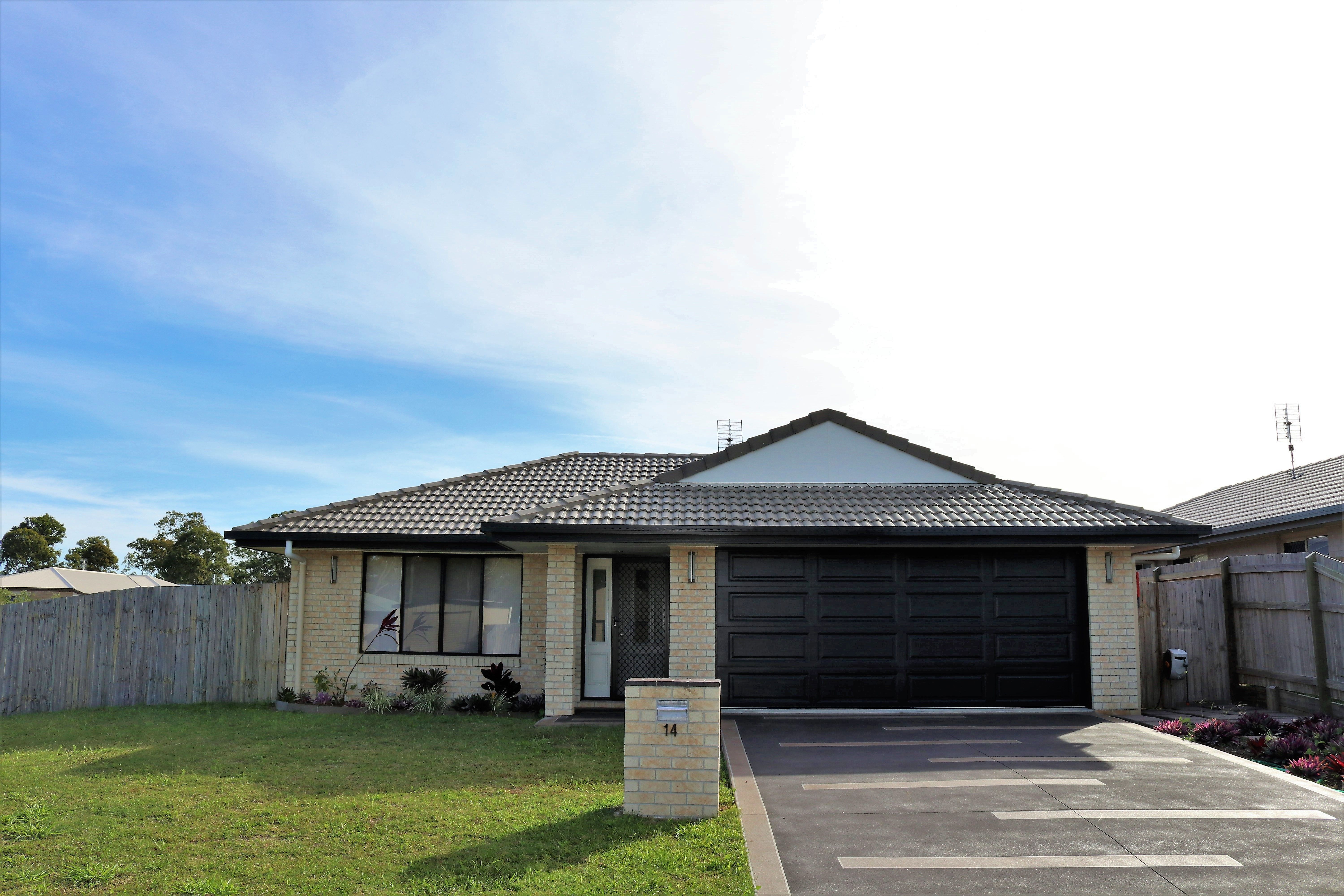 14 Parakeet Court, KAWUNGAN, QLD 4655
