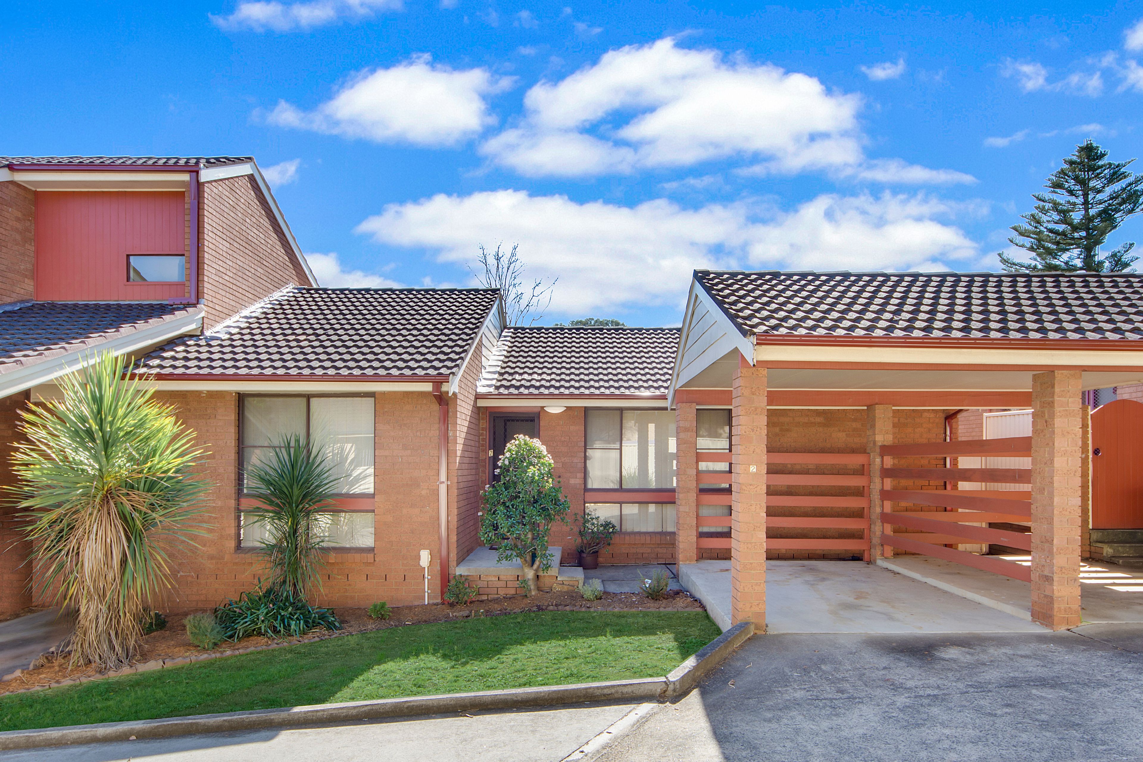 65 Canterbury Road, Glenfield NSW 2167