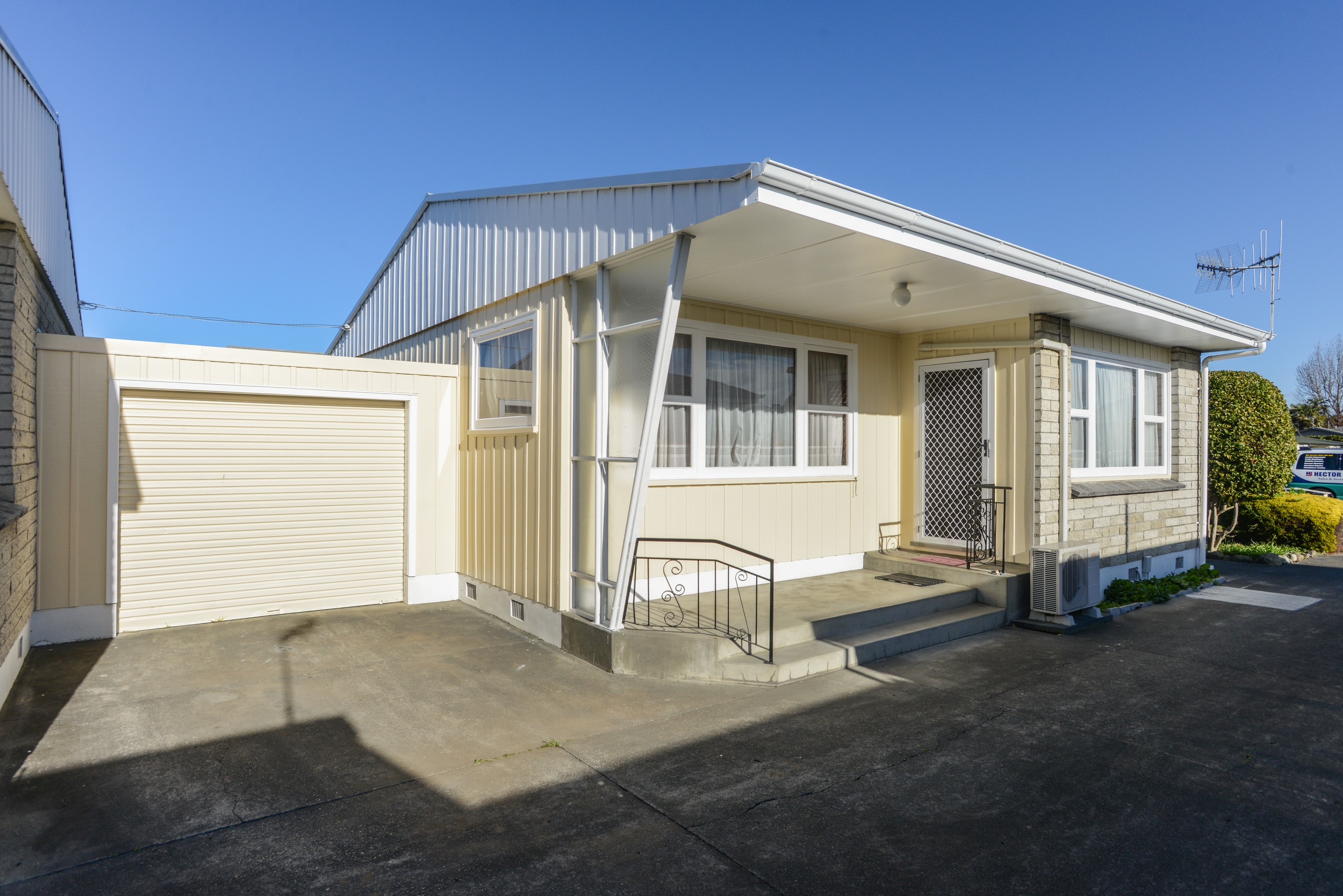1/208 Grove Road, Mayfair, Hastings District