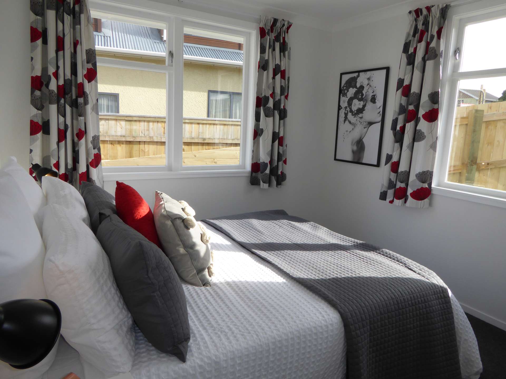 51 Kapiti Crescent photo 8