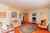87 Hewer Crescent photo 3