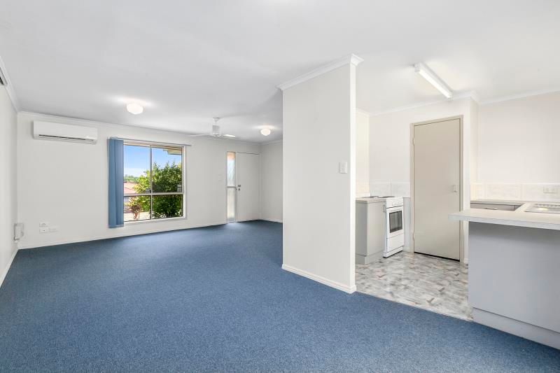 7 Price Close, Redbank Plains, QLD 4301