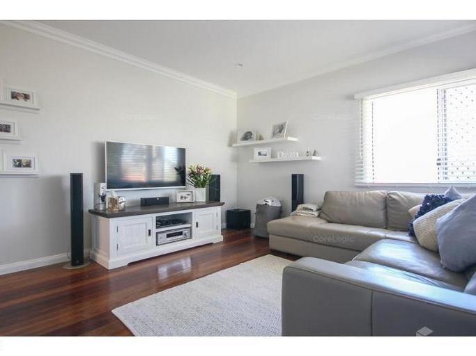 70 Badminton Street, Mount Gravatt East, QLD 4122