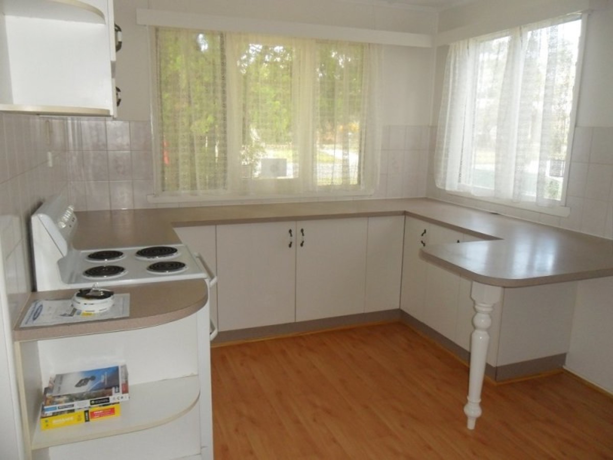 6 Lawnhill Avenue, Deception Bay, QLD 4508
