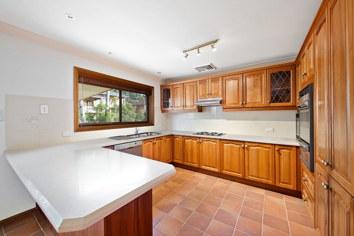 8 Hibiscus Close, Alfords Point, NSW 2234
