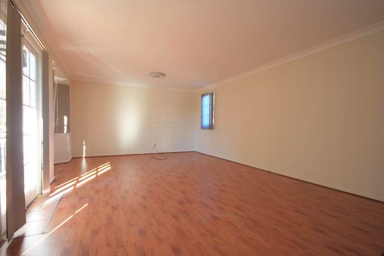 4 Margaret Street, Minto, NSW 2566