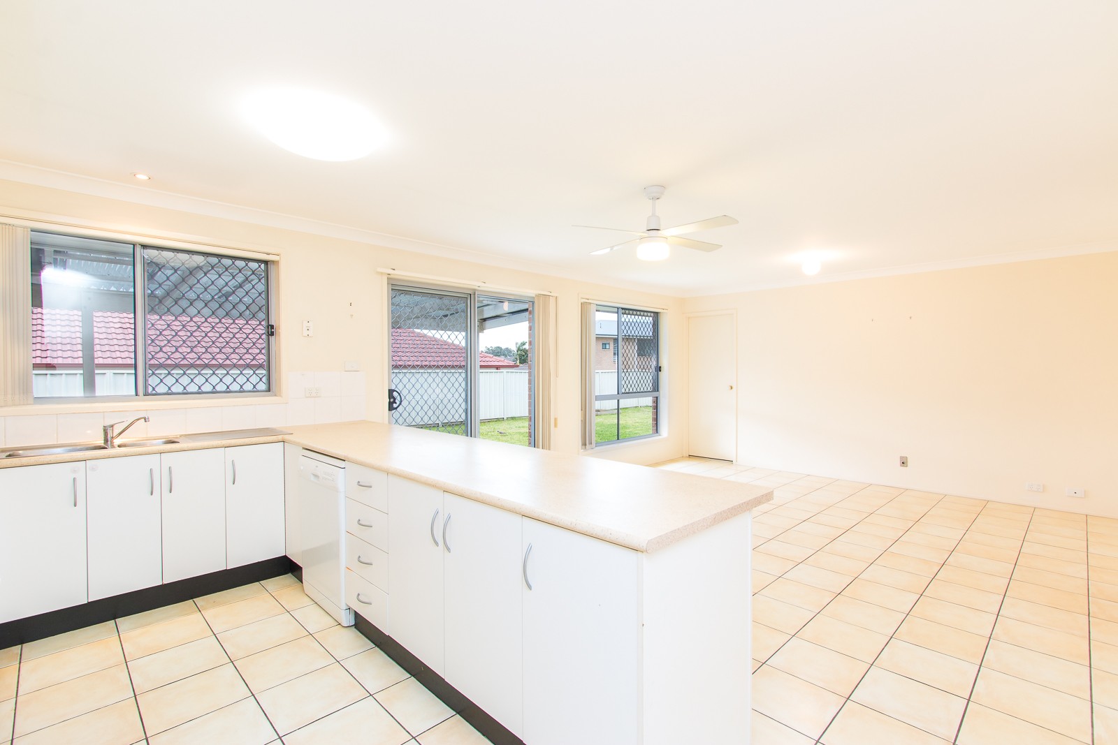 28 Eucalyptus Circuit, Warabrook, NSW 2304