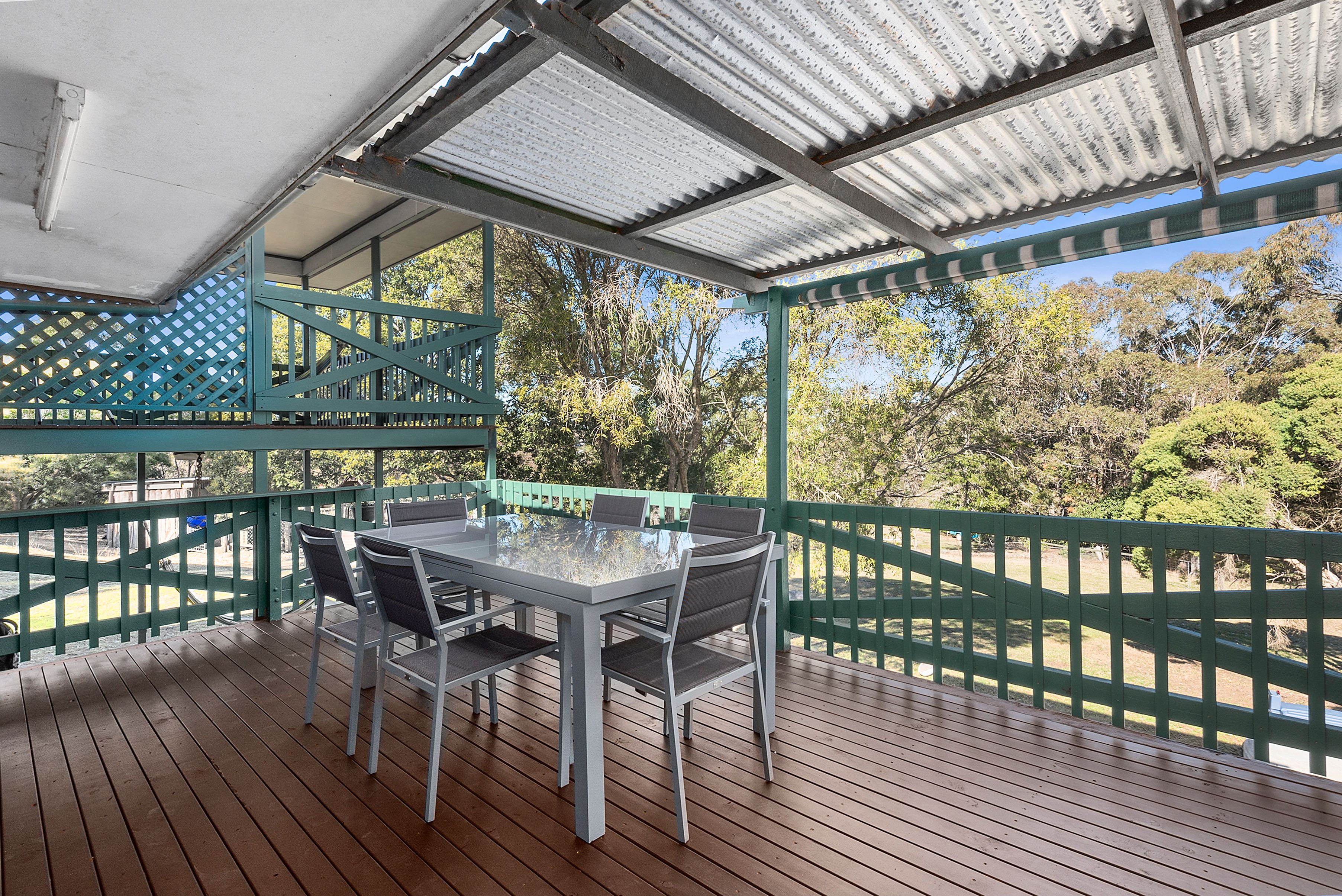 12609 New England Highway, Top Camp, QLD 4350