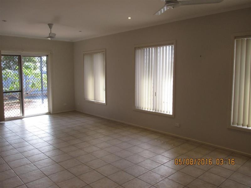 8 Haddon Way, Nickol, WA 6714