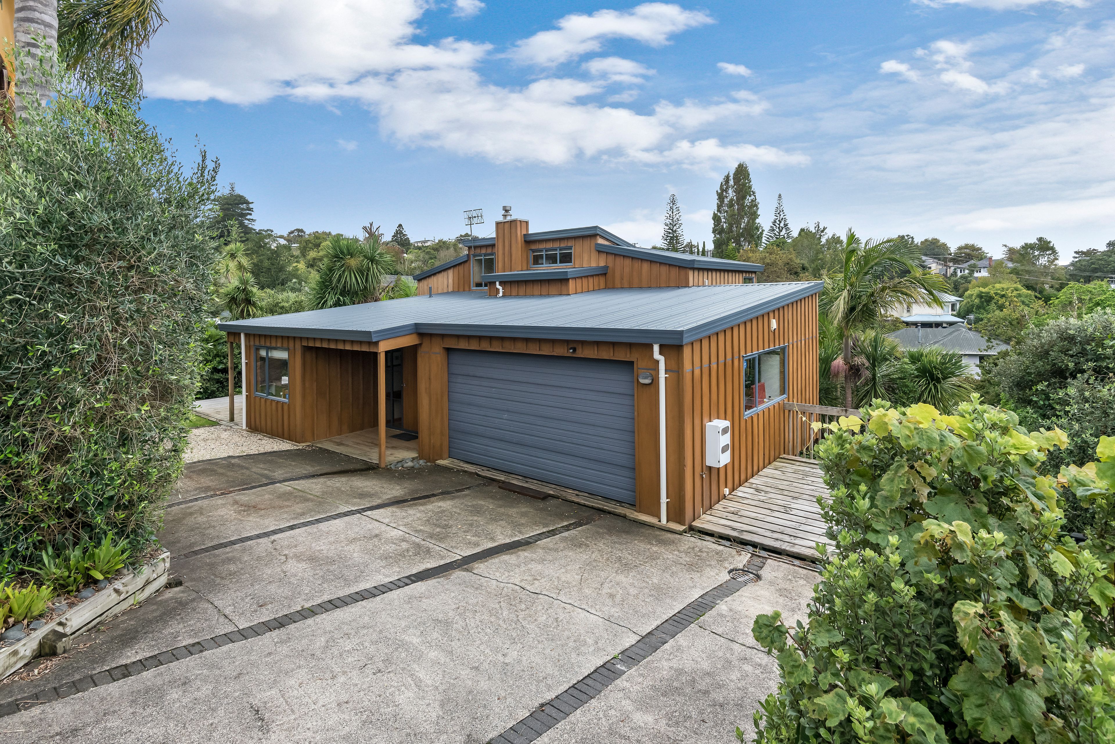 38a Montgomery Crescent, Cockle Bay, Manukau City