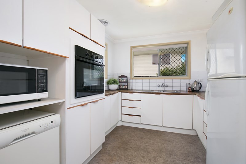 3 Juanita Grove, Springwood, QLD 4127