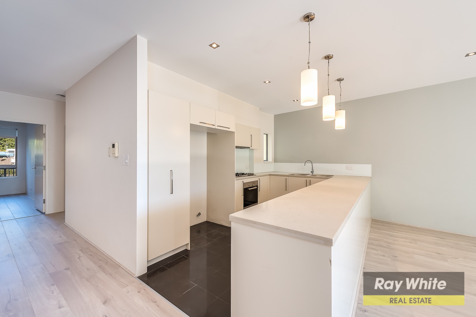 317/3 Pendraat Parade, Hope Island, QLD 4212