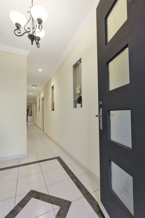 24 Hemlock Crescent, Point Cook, VIC 3030