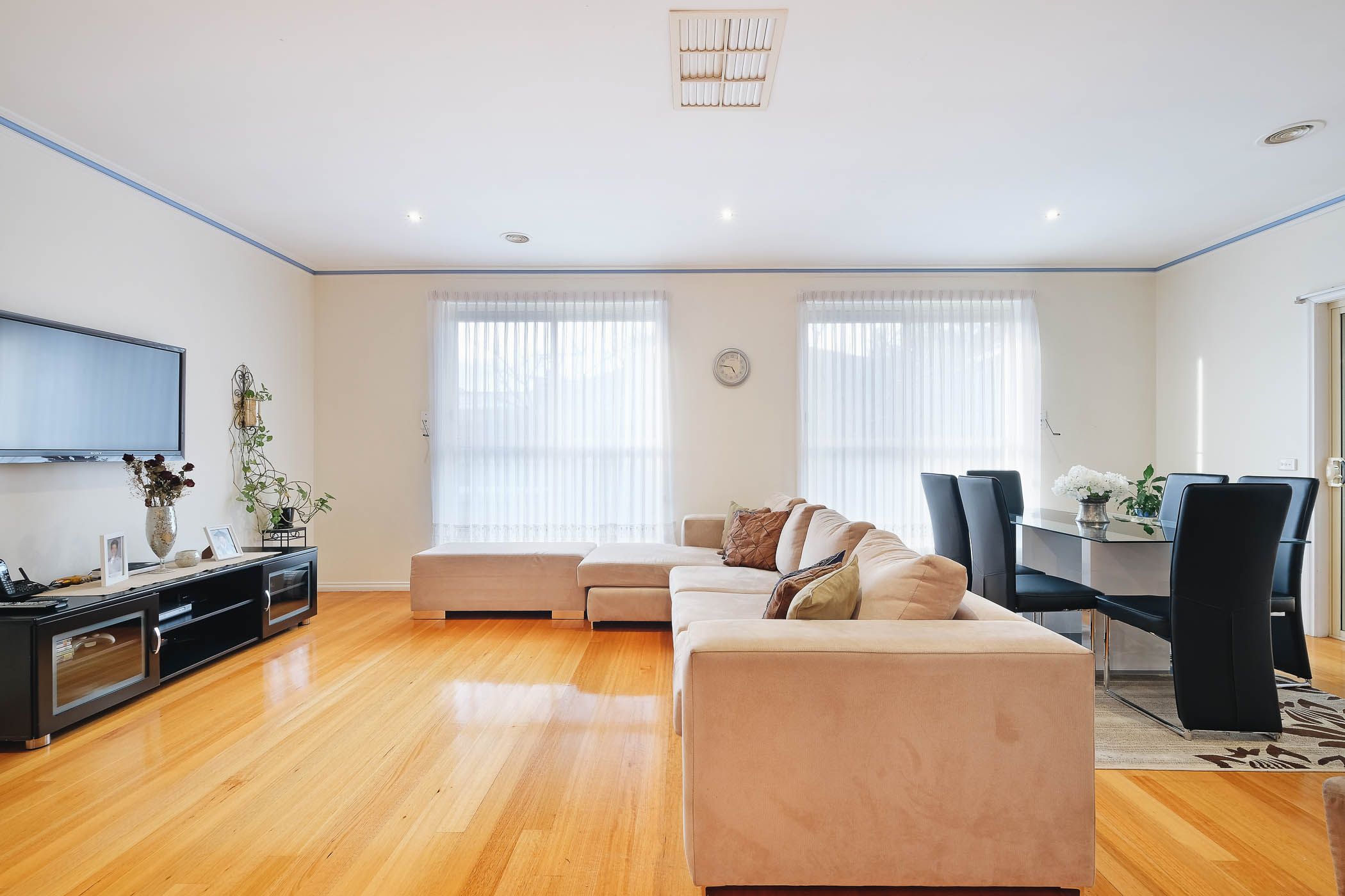 30 Mackellar Drive, Roxburgh Park, VIC 3064
