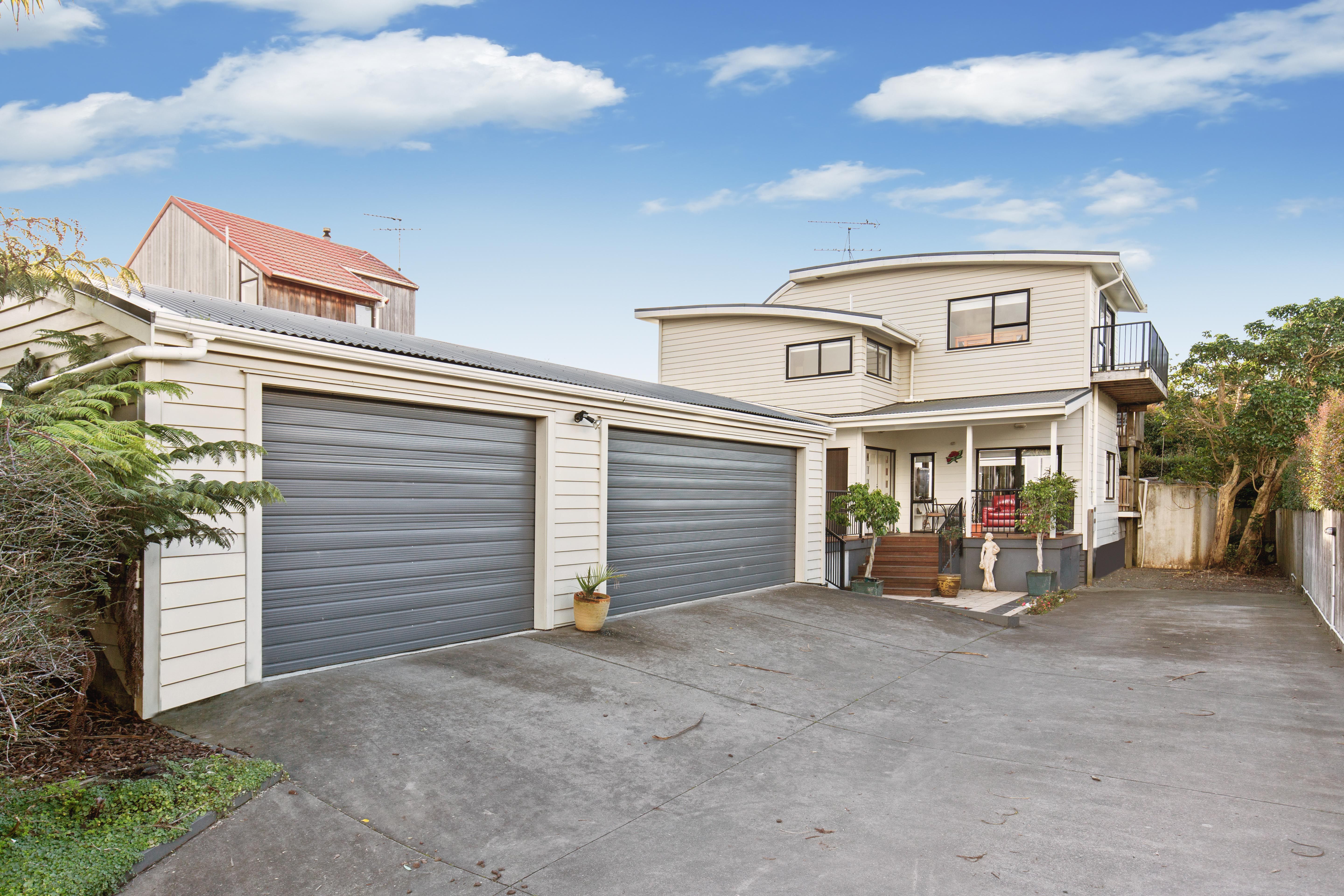 7 Pohutukawa Road, Beachlands, Manukau City