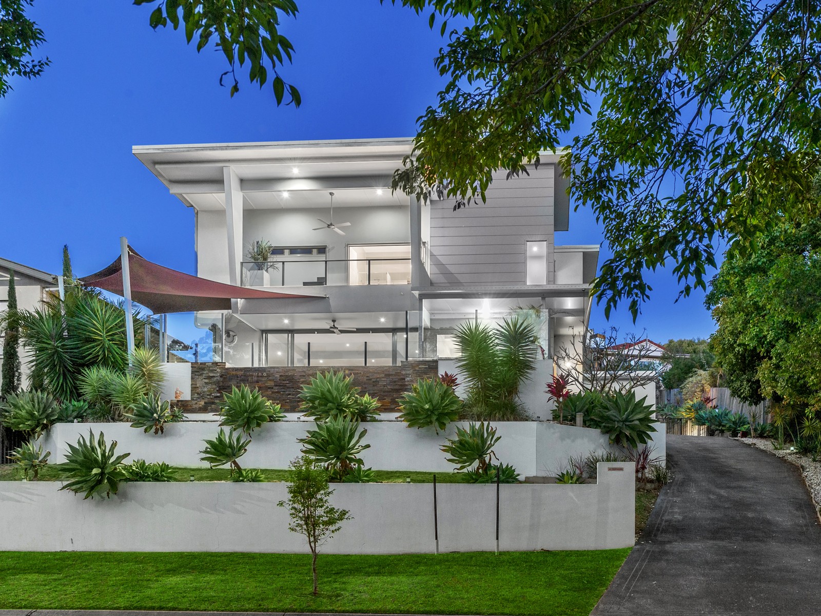 90 Stringybark Drive, Chermside West, QLD 4032
