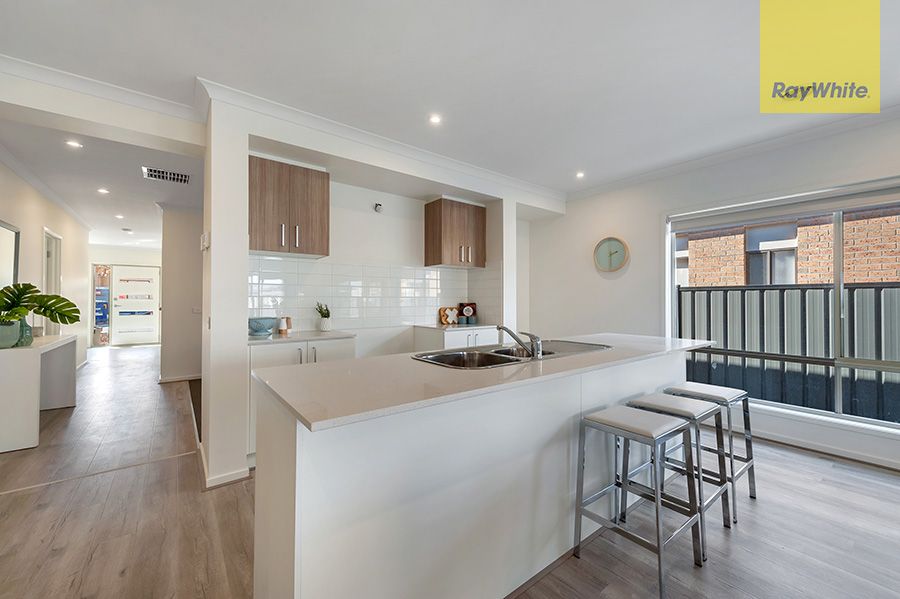5 Angove Street, CRAIGIEBURN, VIC 3064