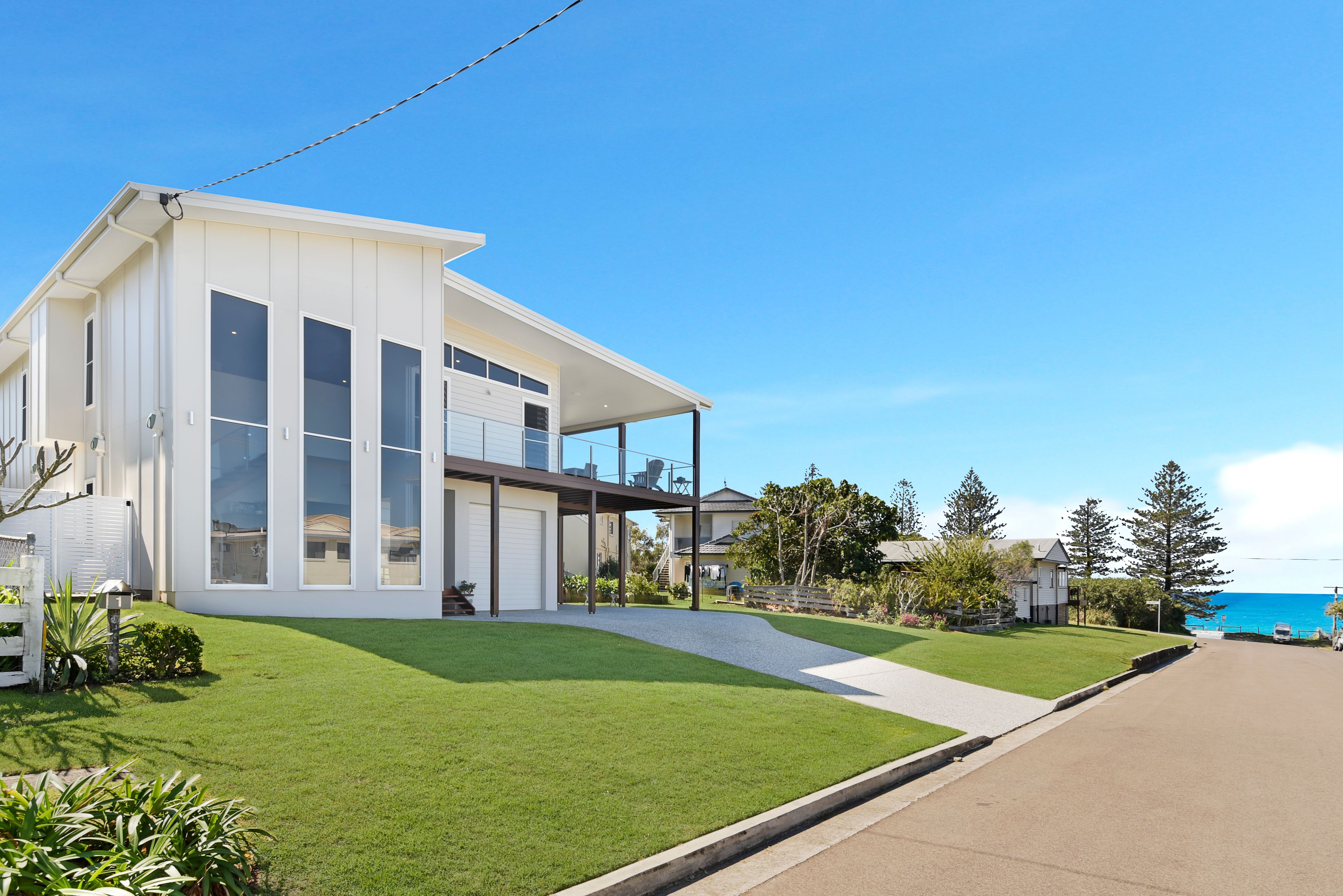 1 Cooroora Street, Dicky Beach, QLD 4551