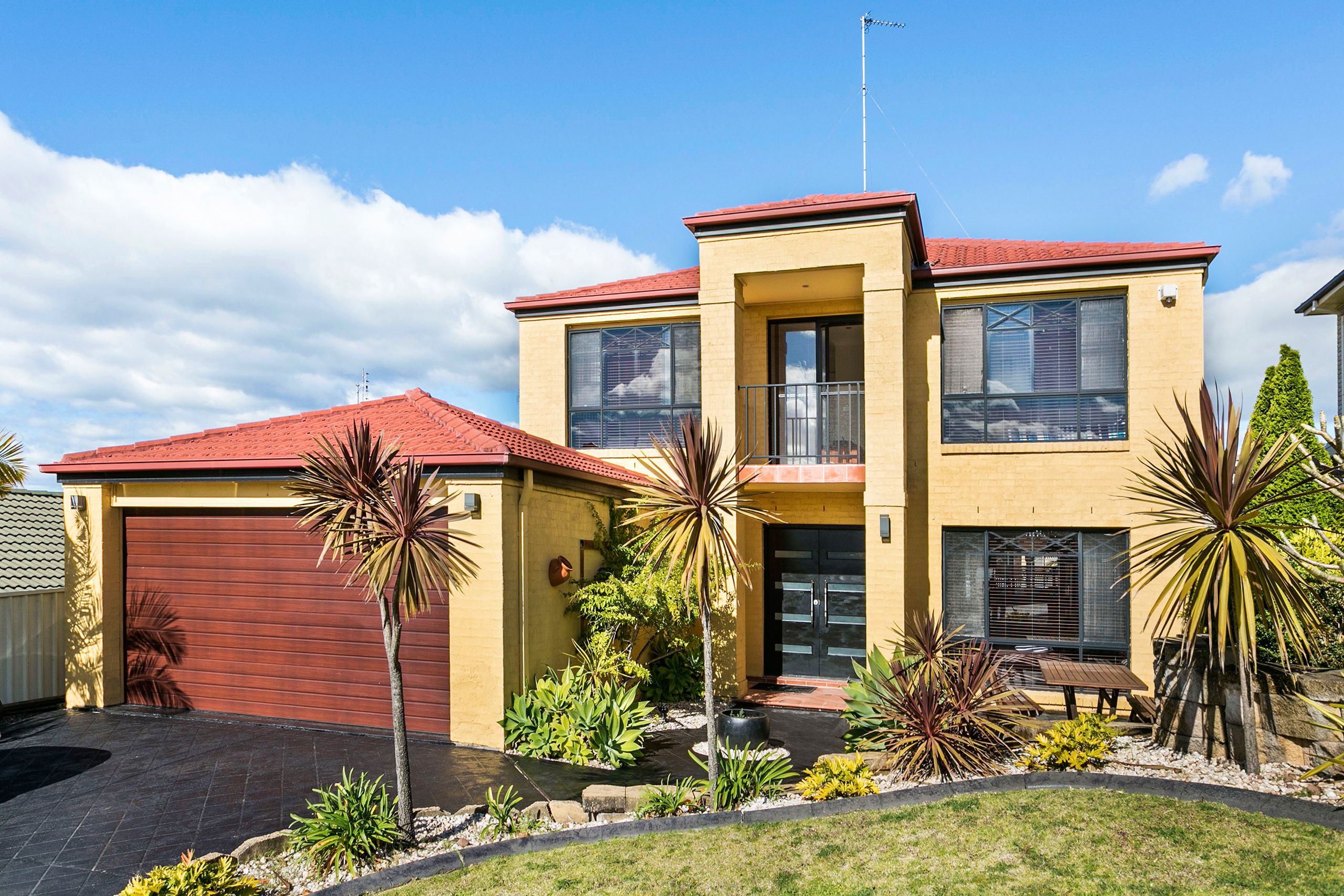 18 Tyrrel Street