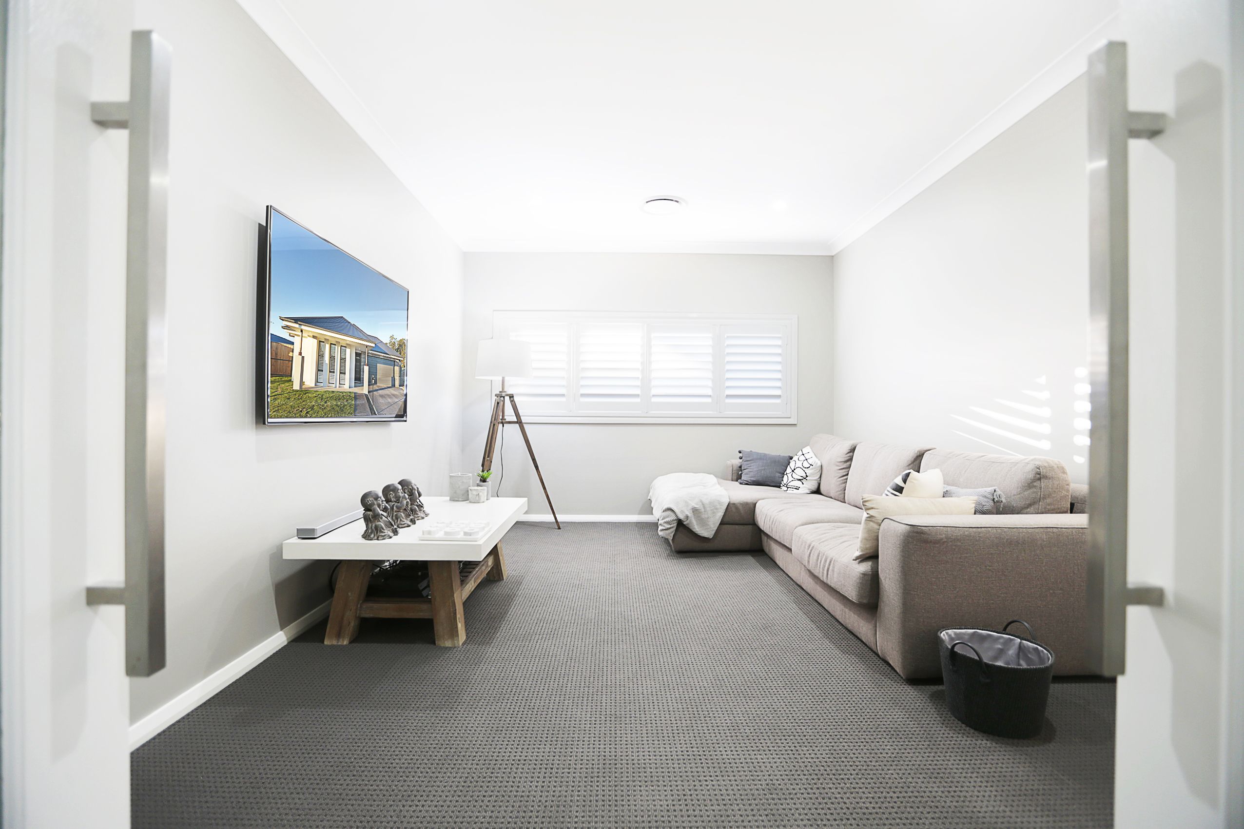 5. Clearview Terrace, GLENMORE PARK, NSW 2745