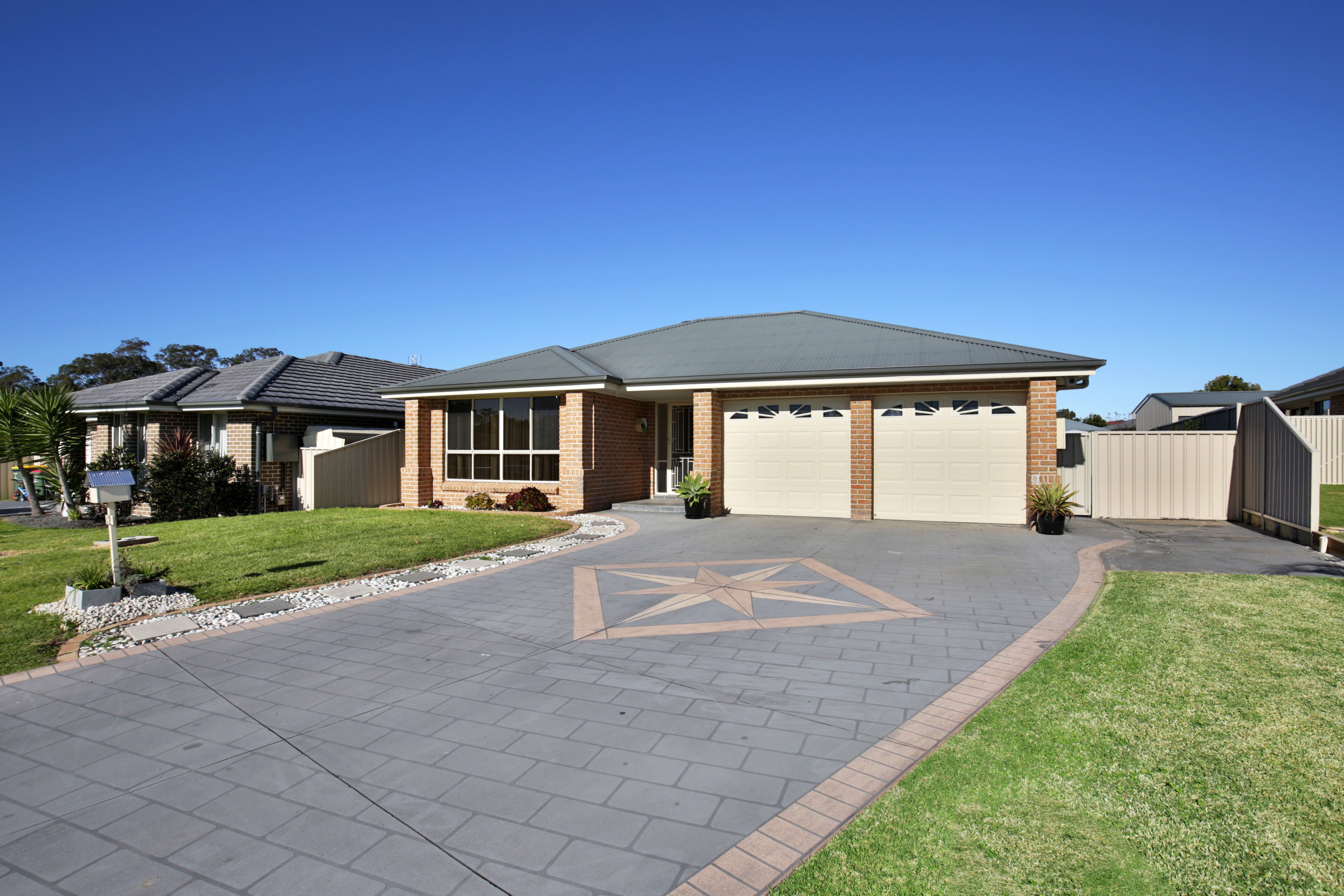 12 Coral Gum Court
