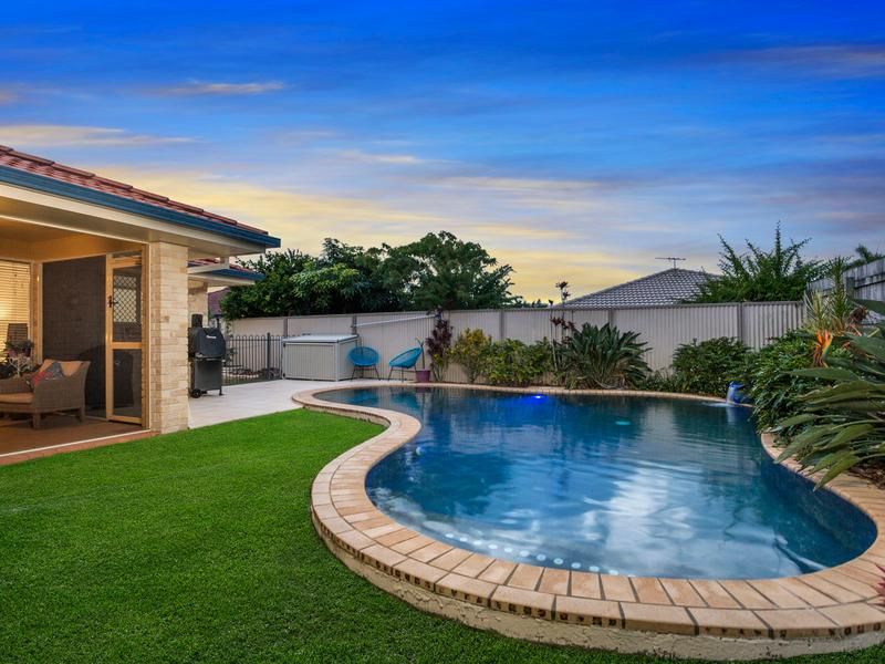 19 Vibrant Court, Dakabin, QLD 4503