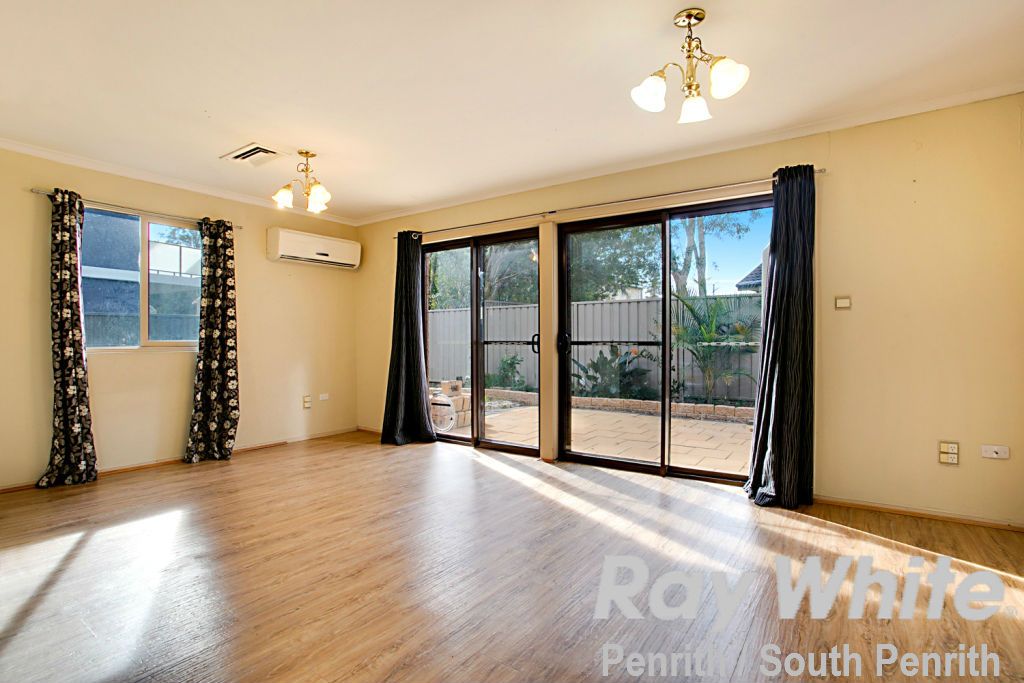 1/4 De Vilnits Parade, Penrith, NSW 2750