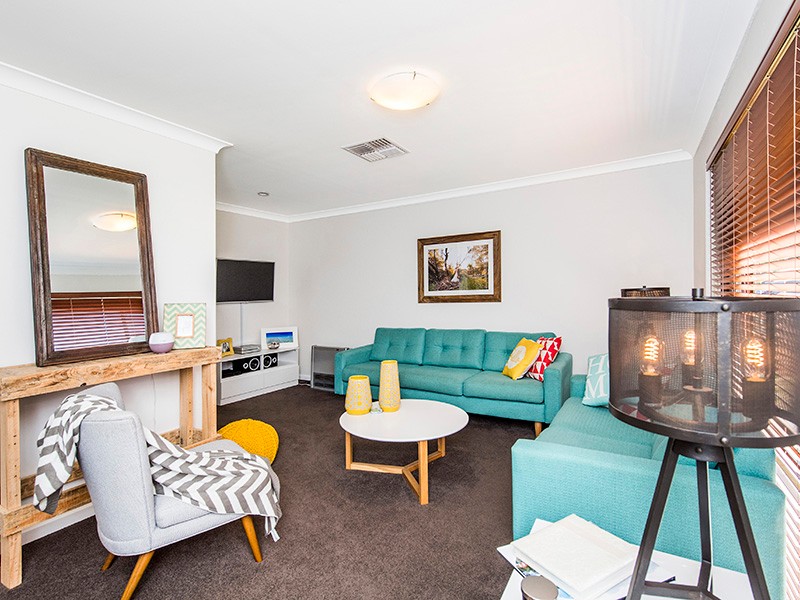 5 Unnaro Street, Hillman, WA 6168