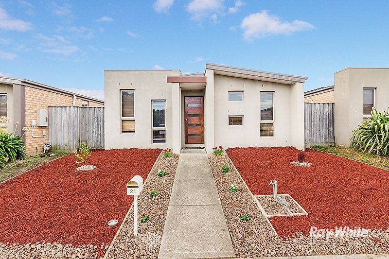 21 Pepperbush Circuit, Cranbourne VIC 3977