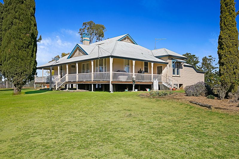 13275 Warrego Highway, Jondaryan, QLD 4403