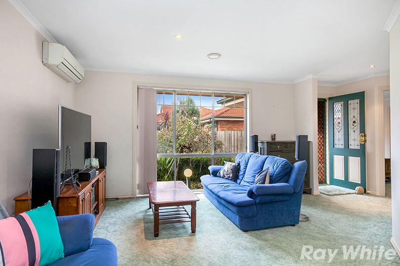 2/7 Bradley Drive, Mill Park, VIC 3082