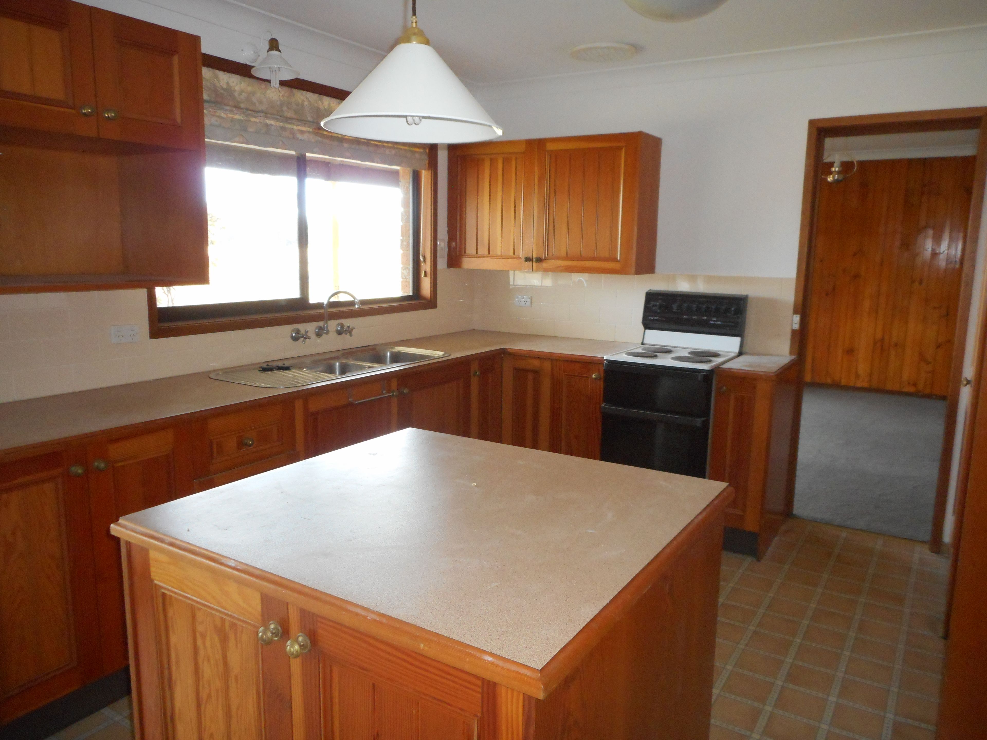 5 Taylors Lane, Bomaderry, NSW 2541