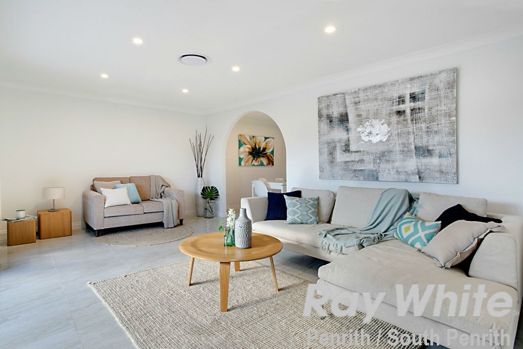 8 Madigan Drive, Werrington County, NSW 2747