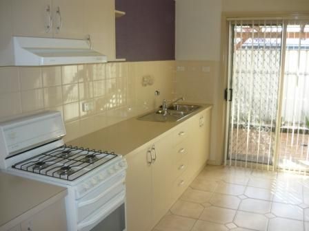 8/478 Breen Street, Lavington, NSW 2641