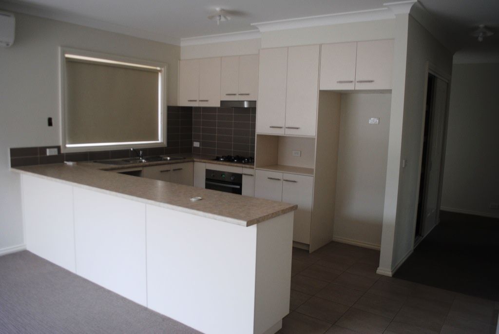 1/18 Turner Avenue, Lara, VIC 3212