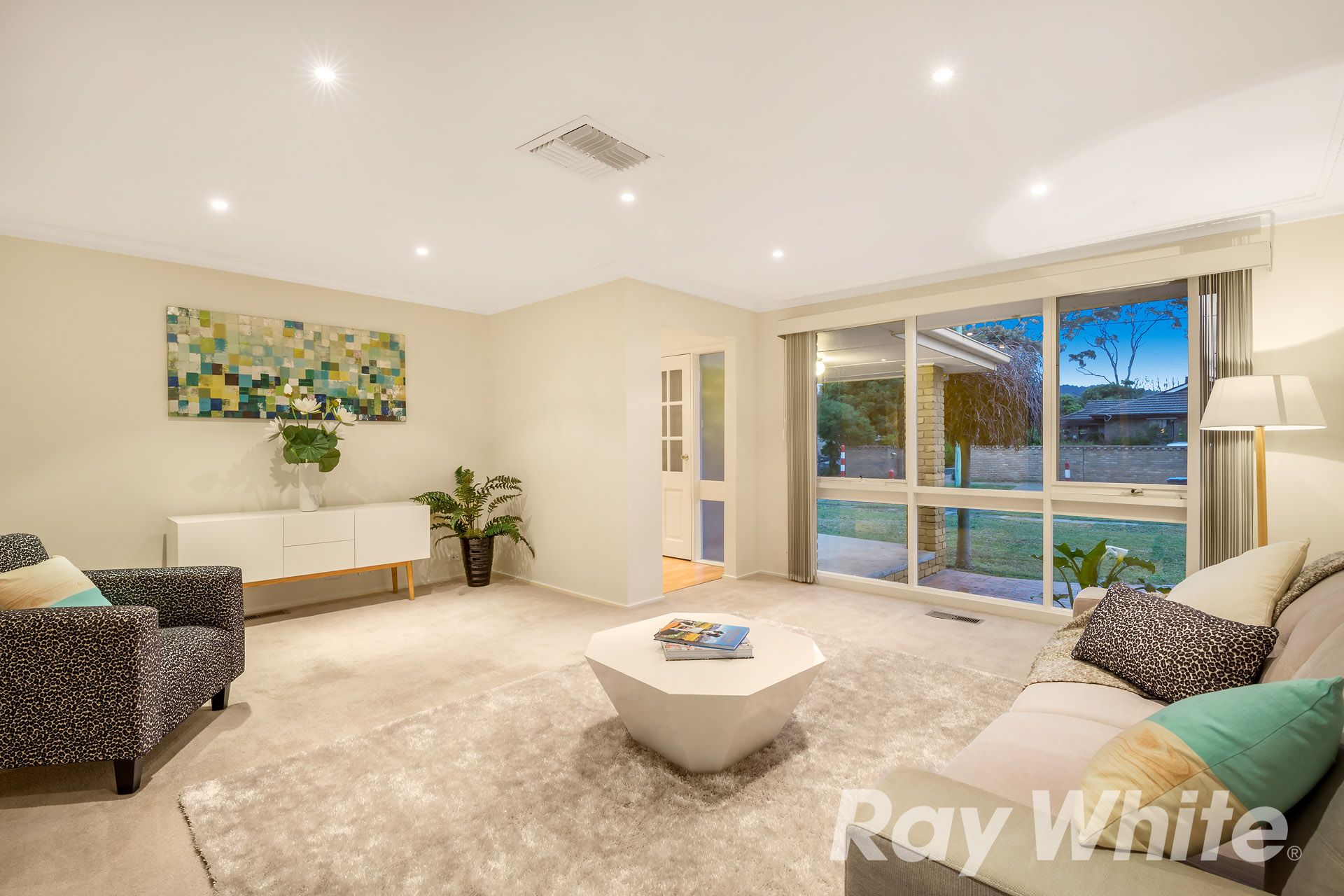 24 Greenaway Drive, Ferntree Gully, VIC 3156