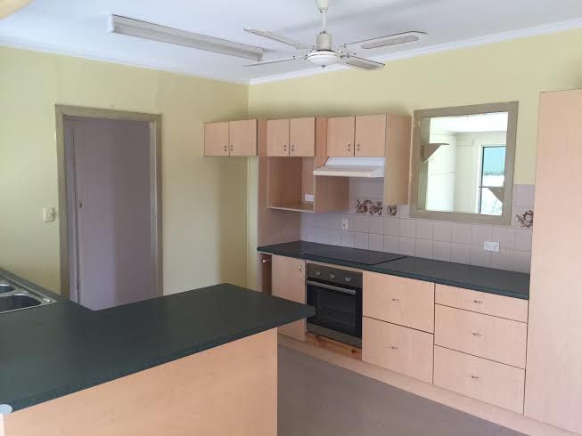 27 Captain Cook Parade, Deception Bay, QLD 4508
