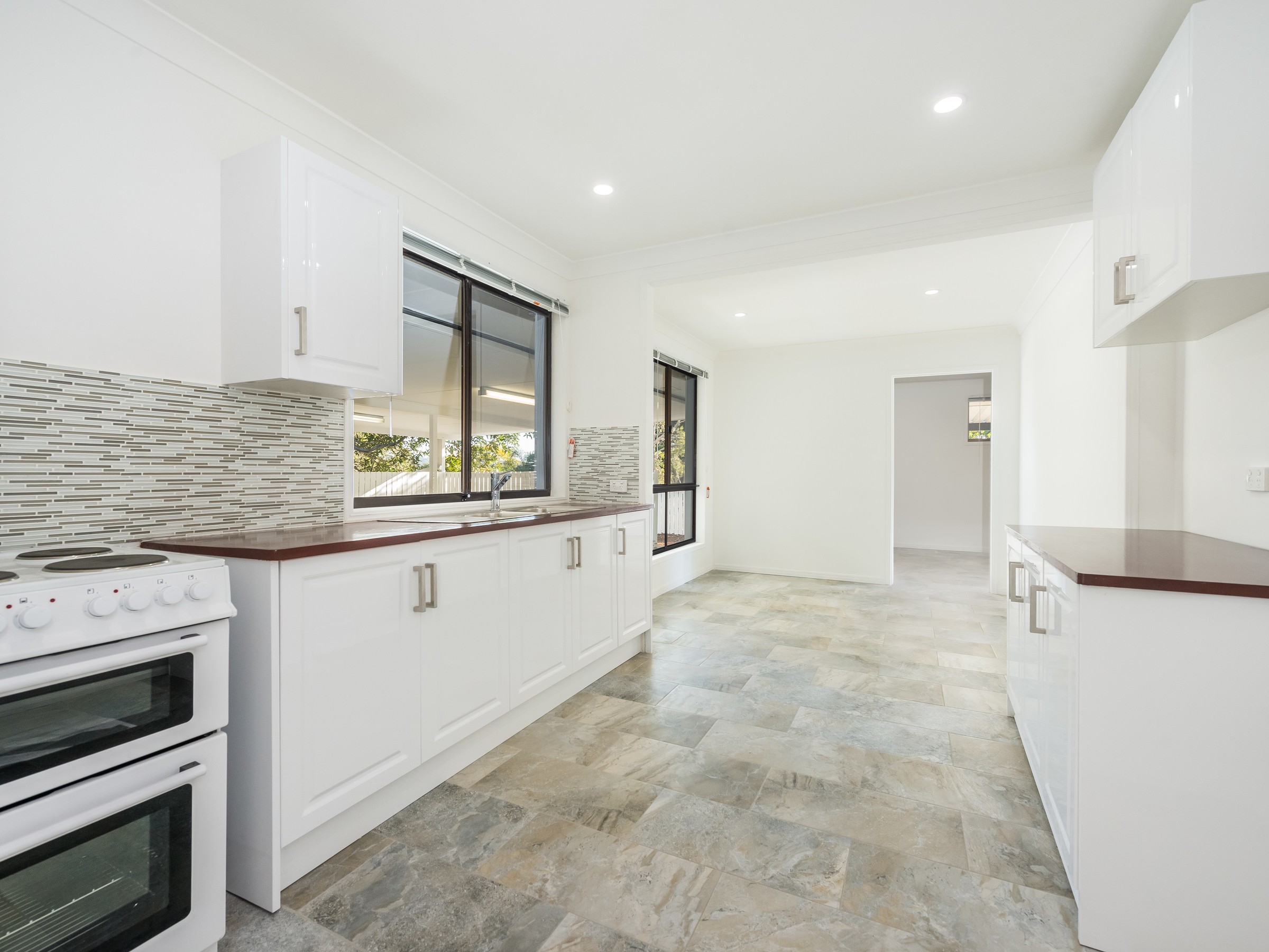 37 Adelong Road, Shailer Park, QLD 4128