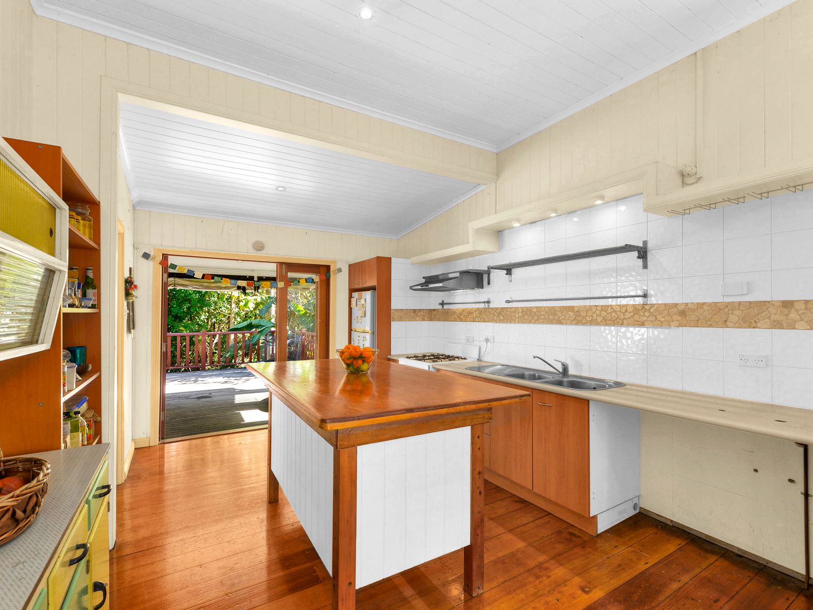 13 Caroline Street, Annerley, QLD 4103