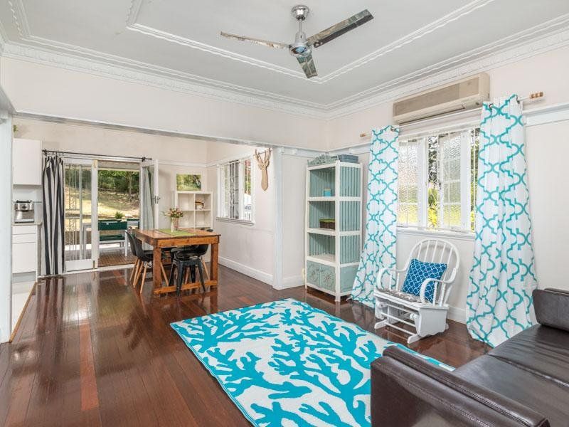 4 Hebe Street, Bardon, QLD 4065